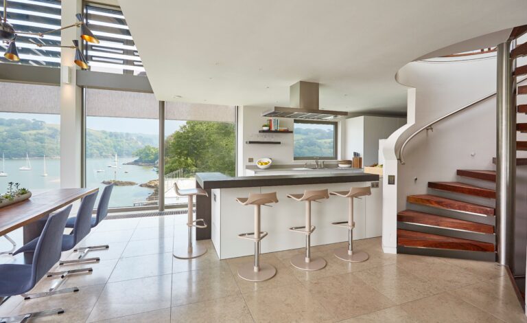 Dartmouth river house - Kitchen with view of the river. Ravenseye Jam
